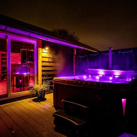 B&B En Wellness De Waalhoeve Angerlo Luaran gambar